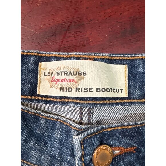 Levis Strauss Misses 515 Mid Rise Bootcut Jeans Size 10 Medium Dark Denim - Picture 10 of 10